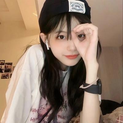 开局就失业:返乡途中卖盒饭